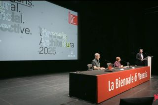  Pietrangelo Buttafuoco, prezes Fundacji Biennale di Venezia.