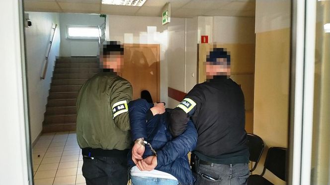 Handlarz śmierci zatrzymany w Warszawie. Wpadli też jego klienci