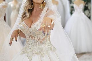 Dagmara Kaźmierska wybiera suknię ślubną