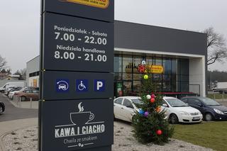 Tyle naprawdę zarabia się na kasie w Biedronce. Sprawdziliśmy zarobki, opadła nam szczęka