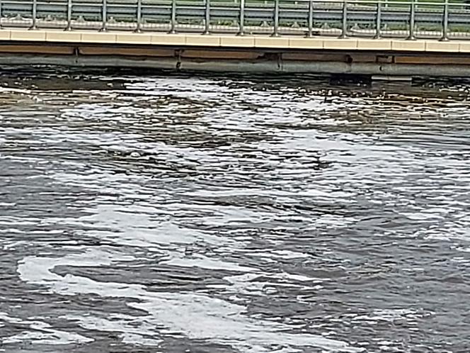 Alarm przeciwpowodziowy w Wąchocku. Burmistrz ogłosił alarm