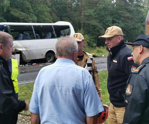 Wypadek w pobliżu Konotopu  - autobus z tirem 