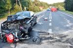 Tragiczny wypadek w Skołyszynie. Czołowe zderzenie motocyklisty z osobówką [ZDJĘCIA]