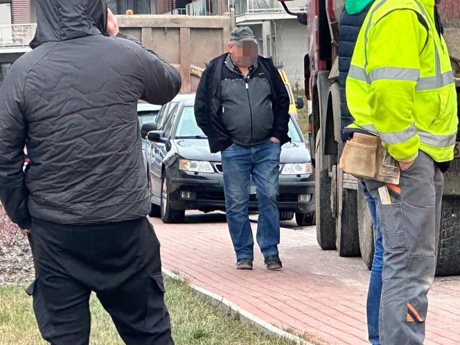 Tragiczny wypadek na placu budowy. Mężczyzna potrącony przez ciężarówkę. Nie żyje