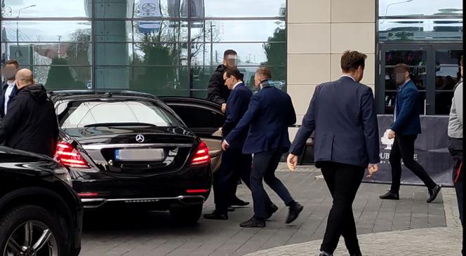 Premier Mateusz Morawiecki przyjechał na spotkanie z reprezentacją Polski
