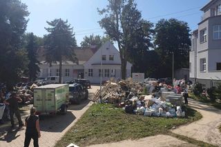 Miejscowy szpital zniszczony przez powódź