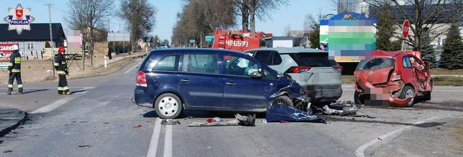 Makabryczny wypadek w Teratynie. Tragiczny bilans zderzenia trzech aut