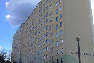 Toruń: Czterolatek wypadł z wieżowca. Matka czeka na proces [NOWE FAKTY]
