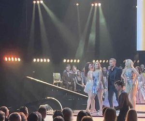 Nie mogli się powstrzymać! Kaczorowska i Rogacewicz przyłapani na czułościach