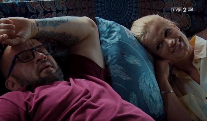 M jak miłość odc. 1543. Marzenka (Olga Szomańska), Andrzejek (Tomasz Oświeciński)