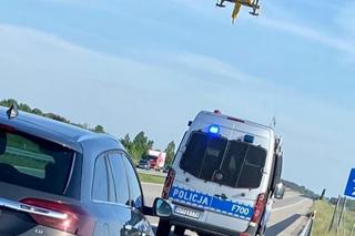 Łódzkie. Akcja ratownicza na A1! Ruch samochodów wstrzymany. Było tylko słychać roztrzęsioną kobietę 