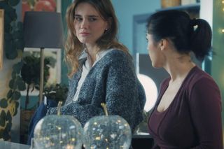 M jak miłość, odcinek 1866: Franka (Dominika Kachlik), Kinga (Katarzyna Cichopek)