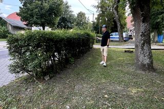 Dramat w parku w Pasłęku. Dwóch nastolatków ugodzonych nożem