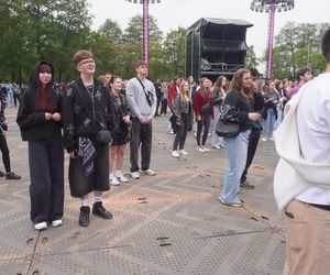 Kortowiada 2025. Koncerty na Plaży Kortowskiej przyciągnęły tłumy. Tak wyglądał drugi dzień imprezy!