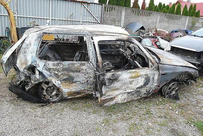 Tragedia w Jarocinie: Zostawili ranną 19-latkę i podpalili samochód. Jest wyrok sądu