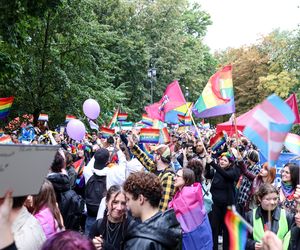 Marsz Równości w Katowicach 2025. Setki ludzi przeszło ulicami miasta. Były protesty