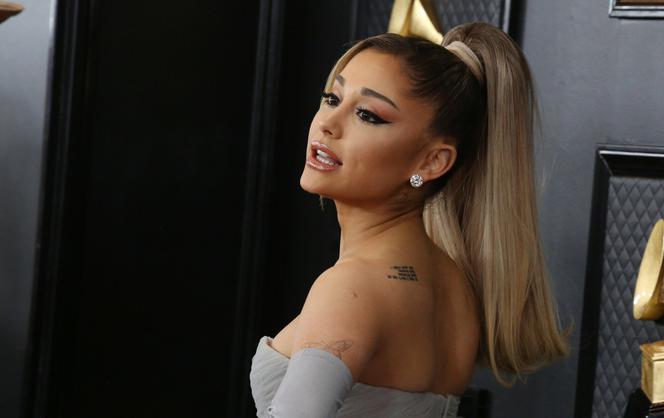 Ariana Grande walczy z psychofanem. Boi się, że zostanie ZAMORDOWANA!