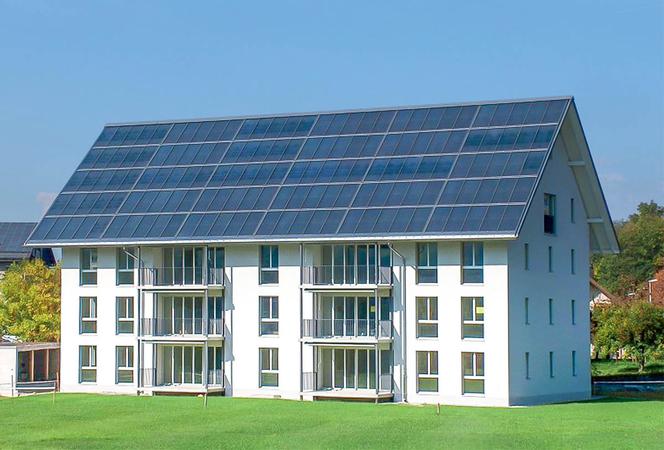 domy solarne w Huttwil