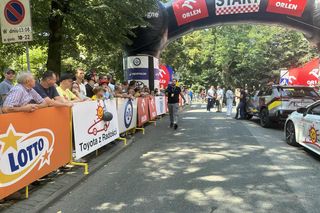 Tour de Pologne w Rybniku. Tłumy kibicowały kolarzom przed stadionem miejskim 
