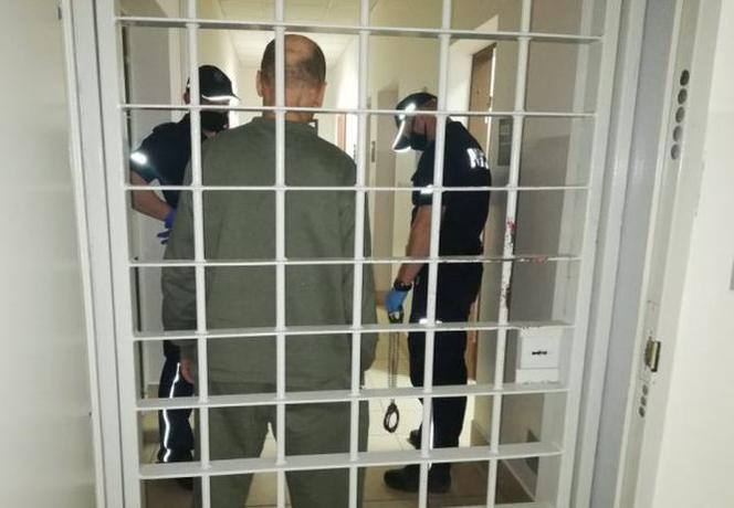 Wróciła do domu po 25 latach zza granicy, konkurent ZABIL ją siekierą