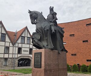 Rzeźby i pomniki, które tworzą Bydgoszcz. Poznaj symbole miasta