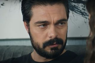 Emanet, odcinek 404 - streszczenie 