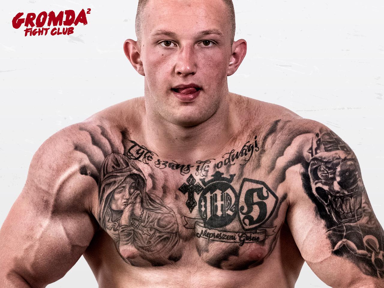 MAŁOLAT na gali GROMDA 2! Młody wariacik, który nie pęka na robocie