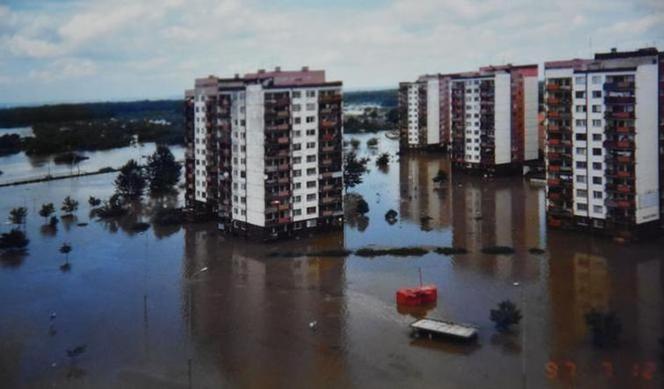 Powódź tysiąclecia we Wocławiu. Tak wielka woda zalała miasto w 1997 r. [ZDJĘCIA] 