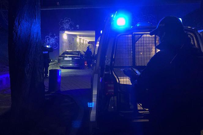 Nietrzeźwy wjechał samochodem do wąwozu 