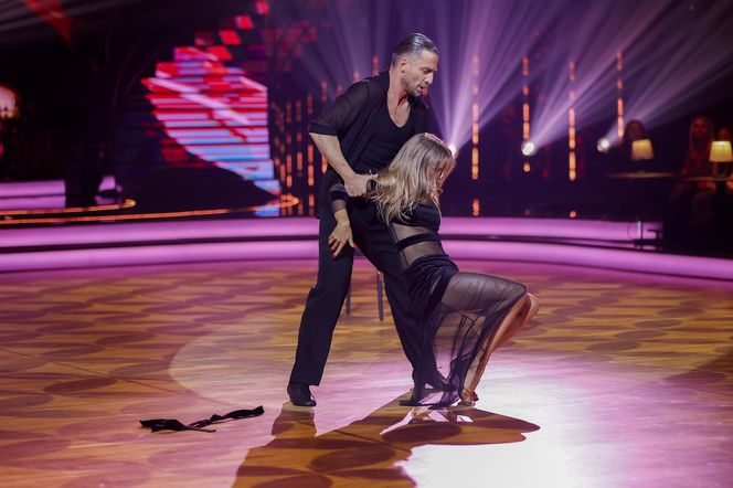 Rodzinne emocje na parkiecie! Mama Rogacewicza wchodzi do gry z Agnieszką Kaczorowską!