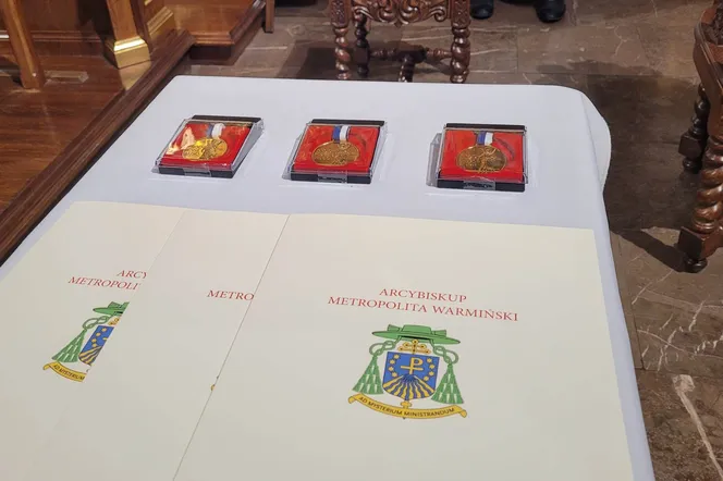 W archidiecezji warmińskiej wręczono medale Prodesse Auso