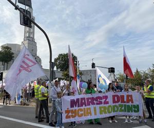 13. Marsz dla Życia i Rodziny zgromadził tłumy na ulicach Białegostoku [ZDJĘCIA]