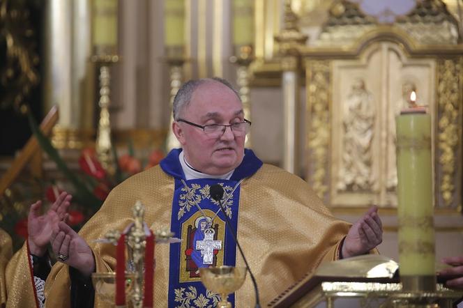 Bp Janusz Mastalski o czterech cechach, którymi powinna charakteryzować się chrześcijańska rodzina