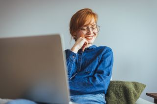 Wiele osób odczuwa skutki JOMO. To plaga naszych czasów?
