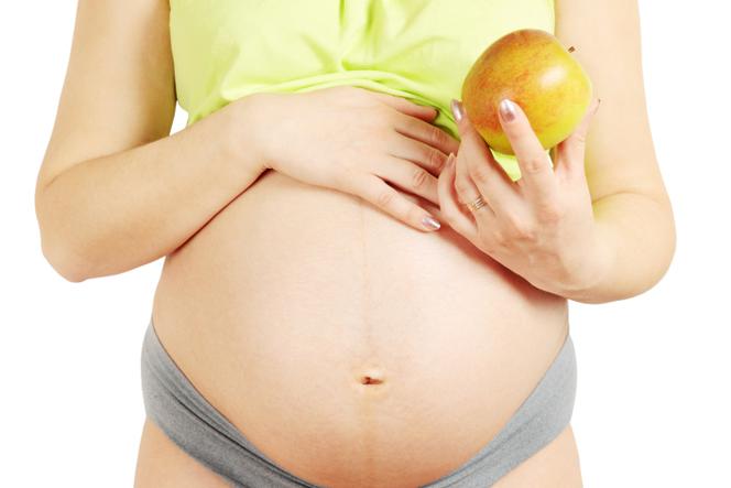 Najnowsze zasady żywienia w ciąży: co jeść, a czego unikać
