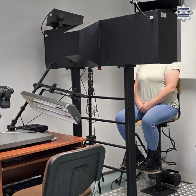 Pies przywiązany do płotu konał przez kilka dni. Została tylko skóra i kości