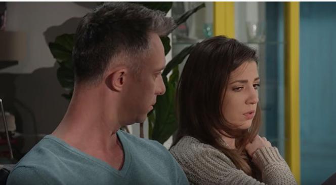 Pierwsza miłość. Artur (Łukasz Płoszajski), Kinga (Aleksandra Zienkiewicz)