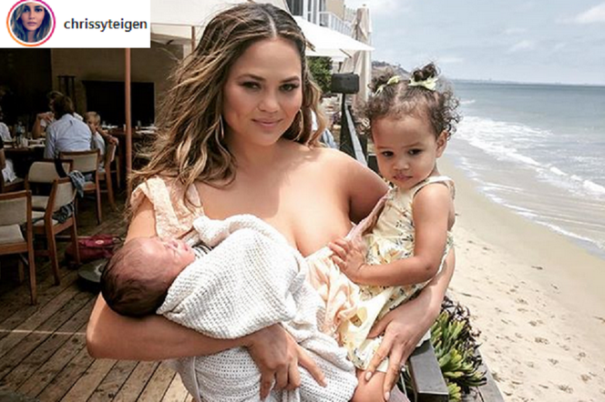 Chrissy Teigen Hotplota.pl