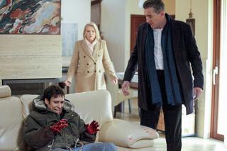 Pierwsza miłość odc. 3622. Filip (Dominik Smaruj), Jakub Wenerski (Przemysław Sadowski), Marysia (Aneta Zając)