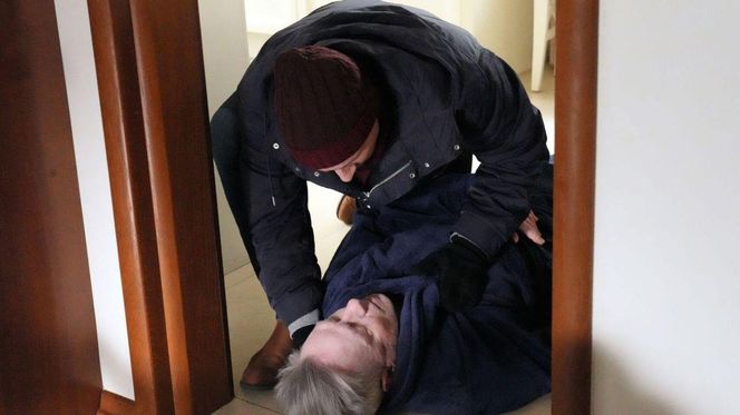 	Barwy szczęścia odc. 3178. Tomasz (Jakub Sokołowski), Henryk Kępski (Zbigniew Suszyński)