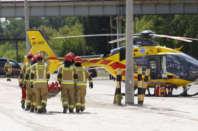 Kontrolowane zderzenie pociągu z osobówką