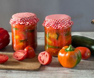 Słodko-kwaśny sos z cukinii na zimę