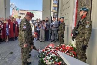 Odsłonięcie tablicy upamiętniającej 100-lecie Cudu nad Wisłą