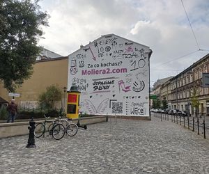 Montaż reklam na zabytkach wymaga pozwolenia konserwatora zabytków a czasem i innych urzędów