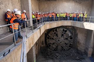 Koniec prac, tunel 2 linii metra osiągnął pełną długość. Po 13 latach