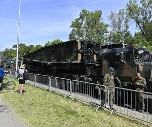 Defilada wojskowa 2024 w Warszawie. 2 tys. żołnierzy i kilkaset sztuk sprzętu wojskowego na ulicach miasta [ZDJĘCIA]