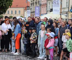 To już ostatni dzień Carnavalu Sztukmistrzów 2024 w Lublinie! Pogoda nie odstraszyła chętnych [GALERIA]