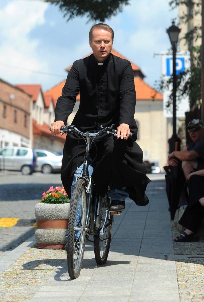 Piotr Wątroba będzie księdzem  na motocyklu