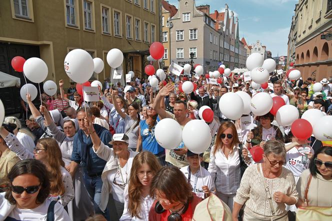 W Marszu dla Życia i Rodziny w Gdańsku wzięło udział kilka tysięcy osób