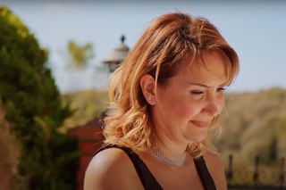 Feraye zdobywa się na odwagę i wyznaje Melis prawdę.